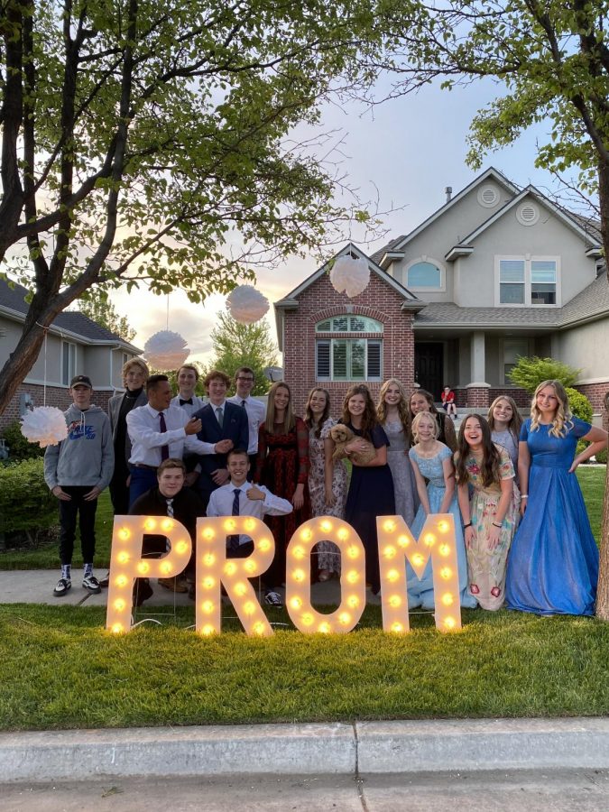 Farmington Students are Hoping for Prom