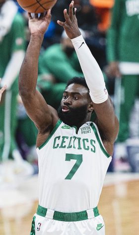 Boston Celtics favorites to win title